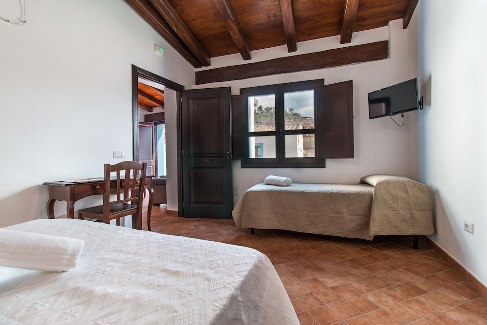 Ghivine Albergo Diffuso Dorgali Exterior photo